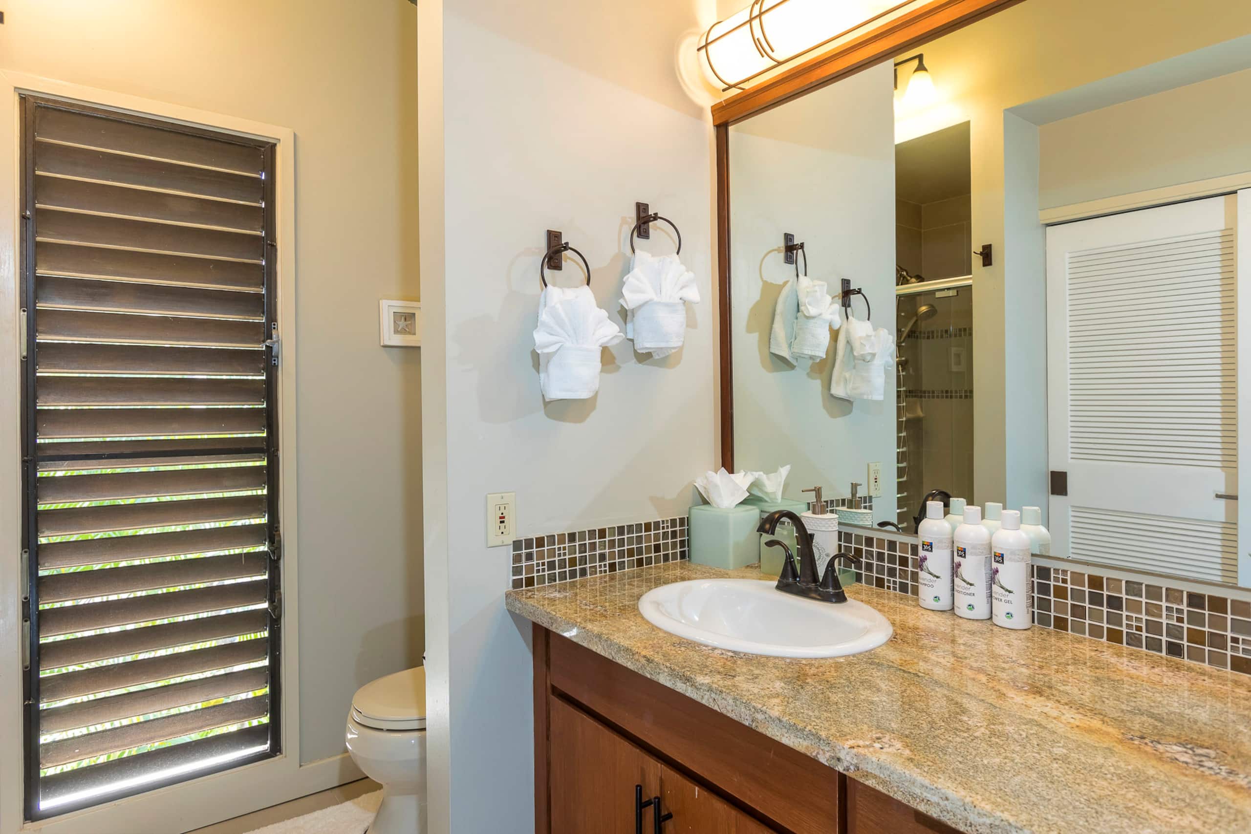 Condo in Kihei · ★4.8 · 2 bedrooms · 4 beds · 2 shared baths - Image 36