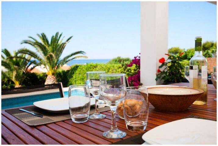 BINI CEL for 6 pax Heated Pool on request gallery image 5