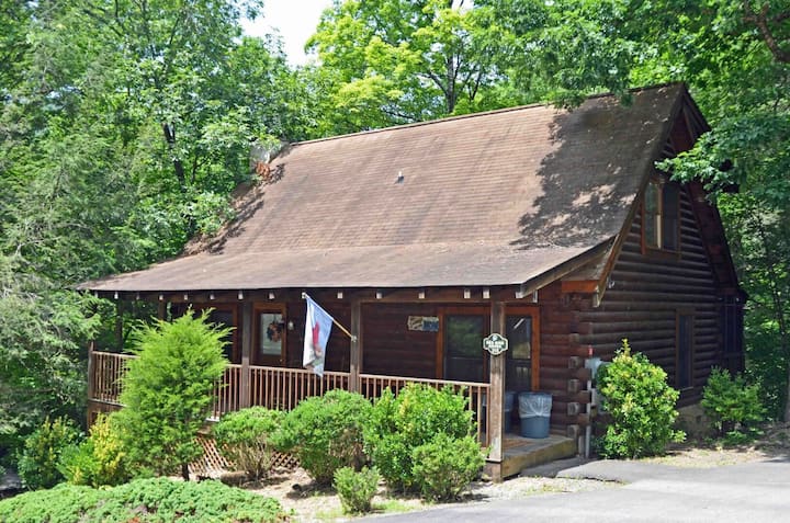 Er215 Red Bird Haven  Great Location ,Close To Town! - Pigeon Forge, TN