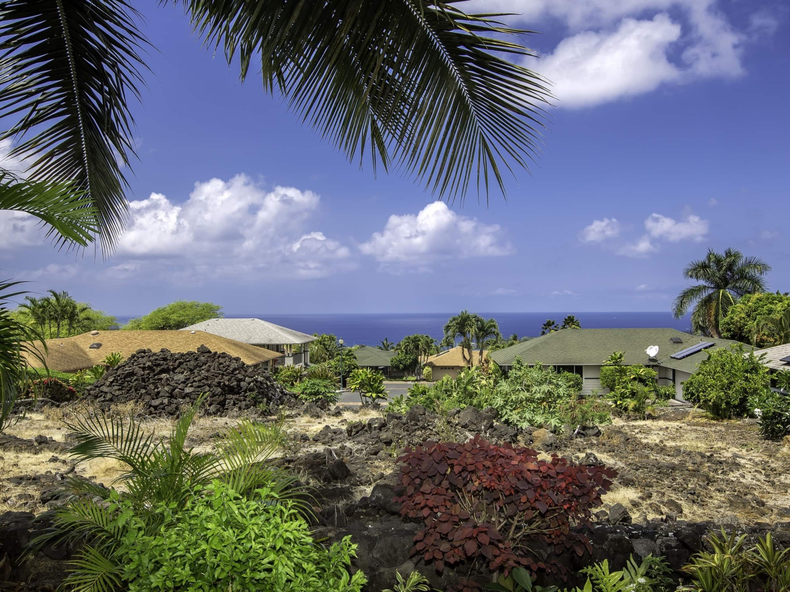 Home in Kailua-Kona · ★4.95 · 3 bedrooms · 4 beds · 2 baths - Image 27