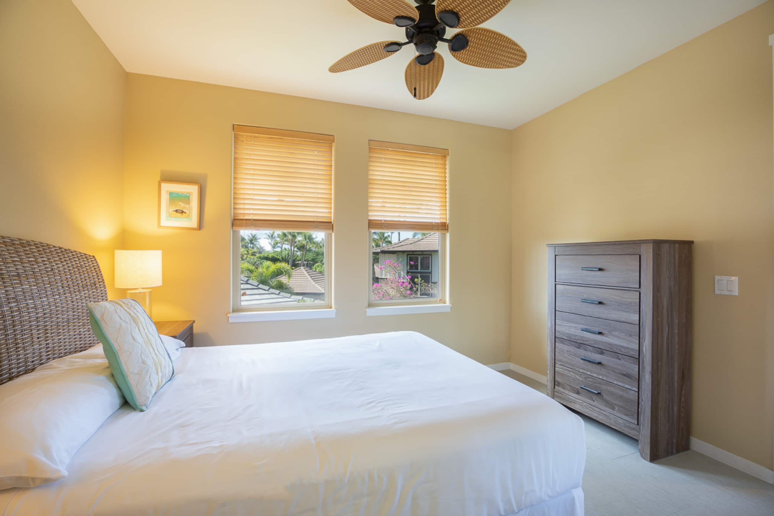 Condo in Waimea · ★4.91 · 3 bedrooms · 3 beds · 3 baths - Image 20
