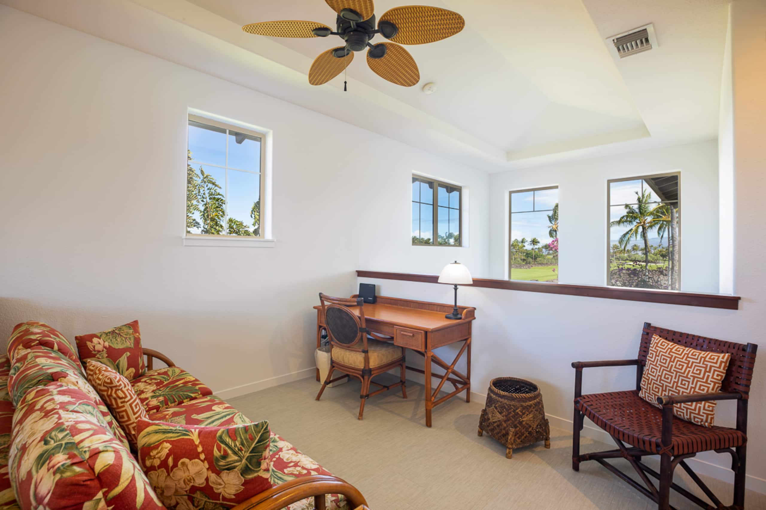 Condo in Waimea · ★4.91 · 3 bedrooms · 3 beds · 3 baths - Image 12