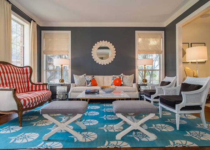 Luxury + Walk to Zilker – Treemont Home!