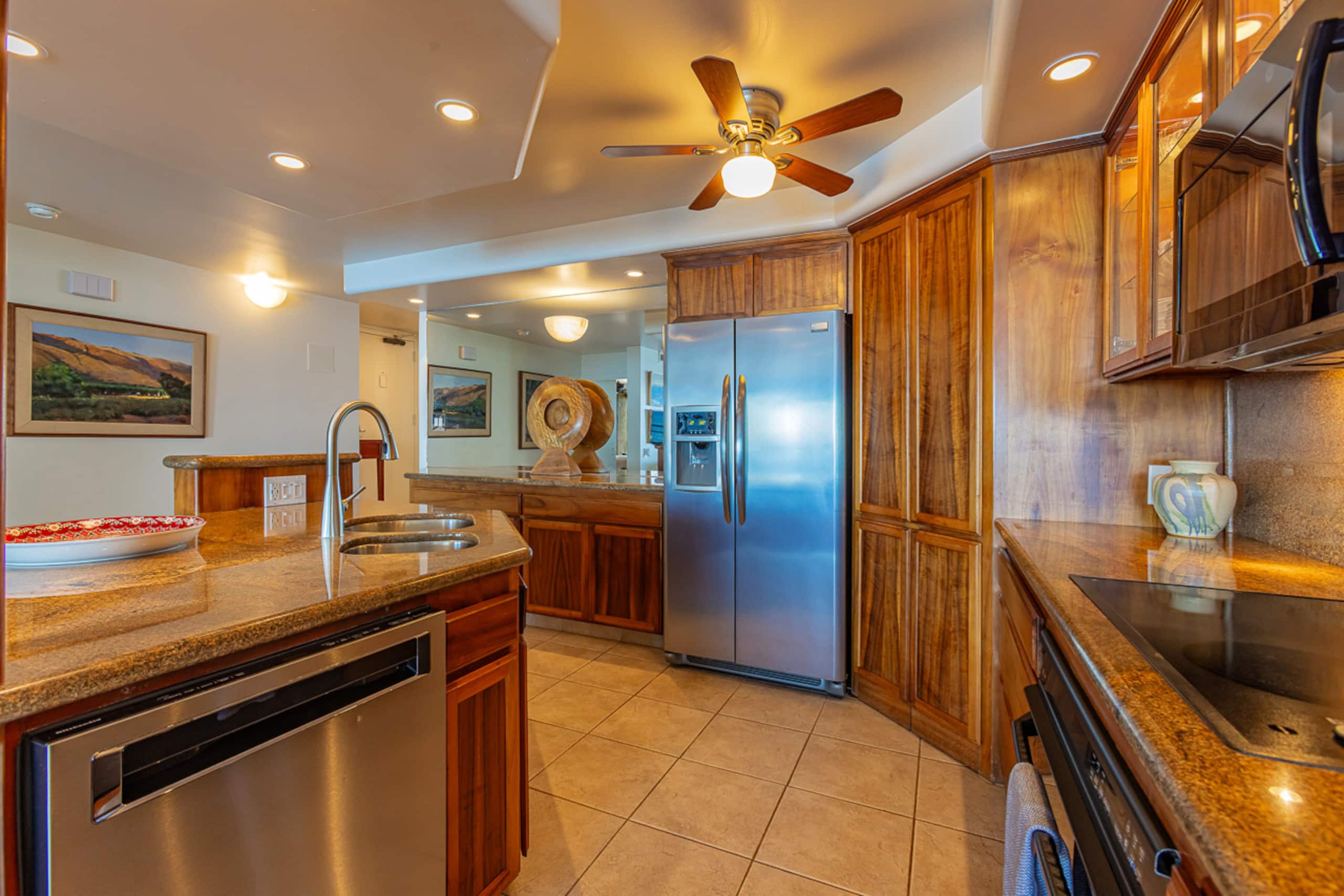 Condo in Kihei · ★4.95 · 2 bedrooms · 4 beds · 2 baths - Image 17