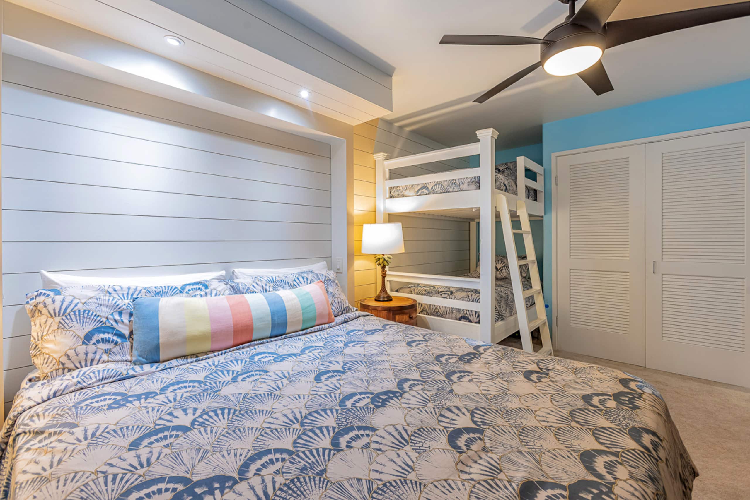 Condo in Kihei · ★4.95 · 2 bedrooms · 4 beds · 2 baths - Image 29