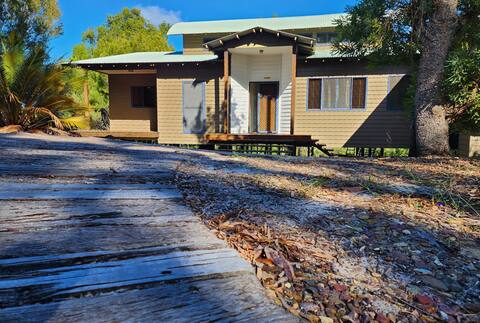 Our Beach House Kingfisher Bay K'gari