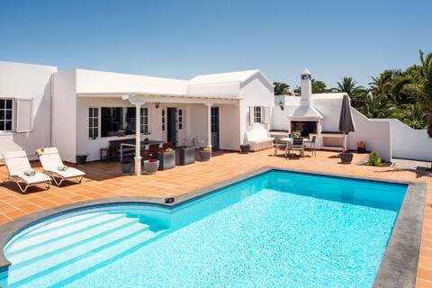 Villa Manuela Detached villa in the exclusive