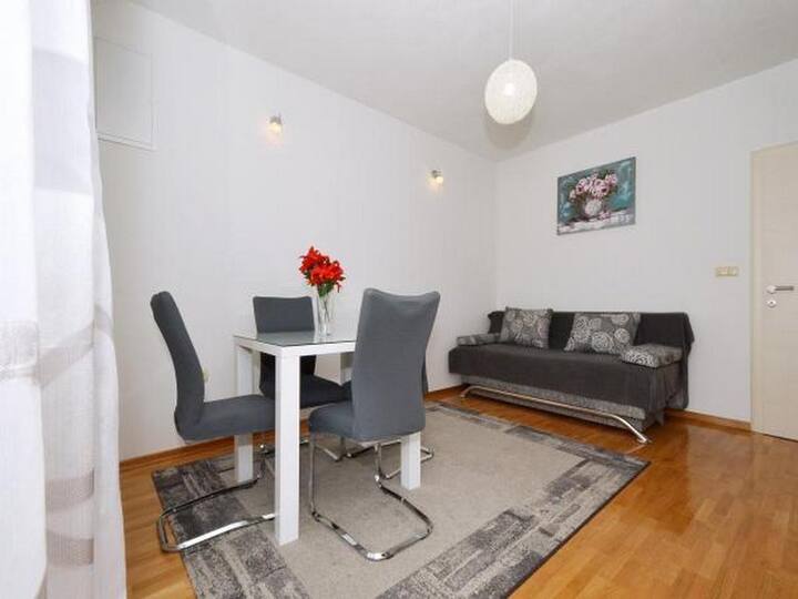 Living room 2, Surface: 10 m²