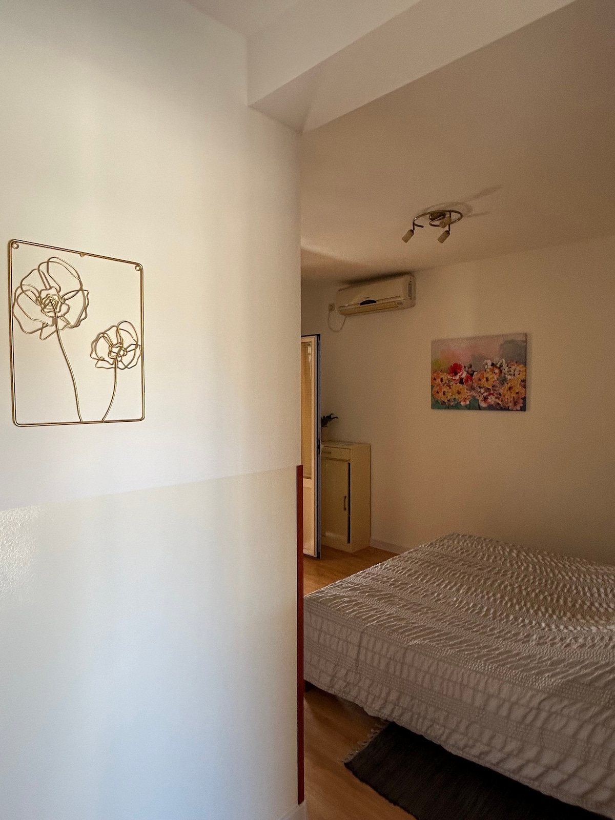 საძინებელი, ფართობი: 10 კვ.მ