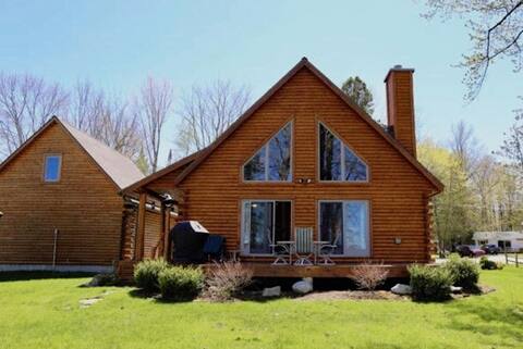 Harkness Waterfront Cabin on Burt Lake - Shore sta