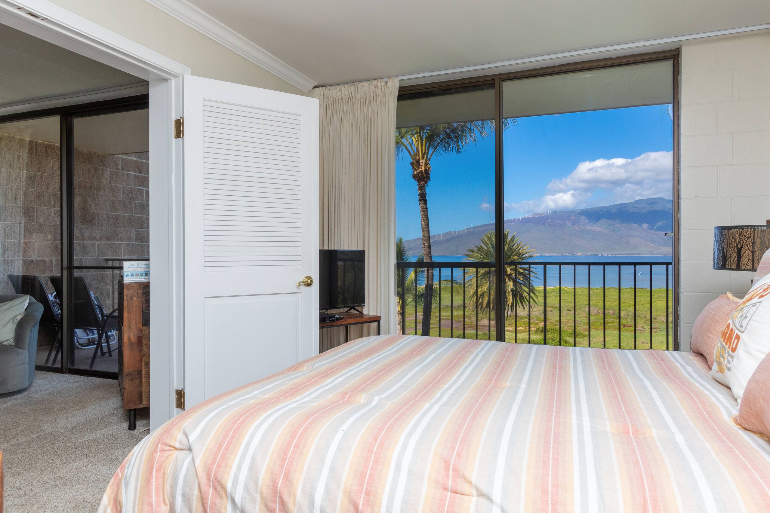 Condo in Kihei · ★4.59 · 2 bedrooms · 4 beds · 2 shared baths - Image 11