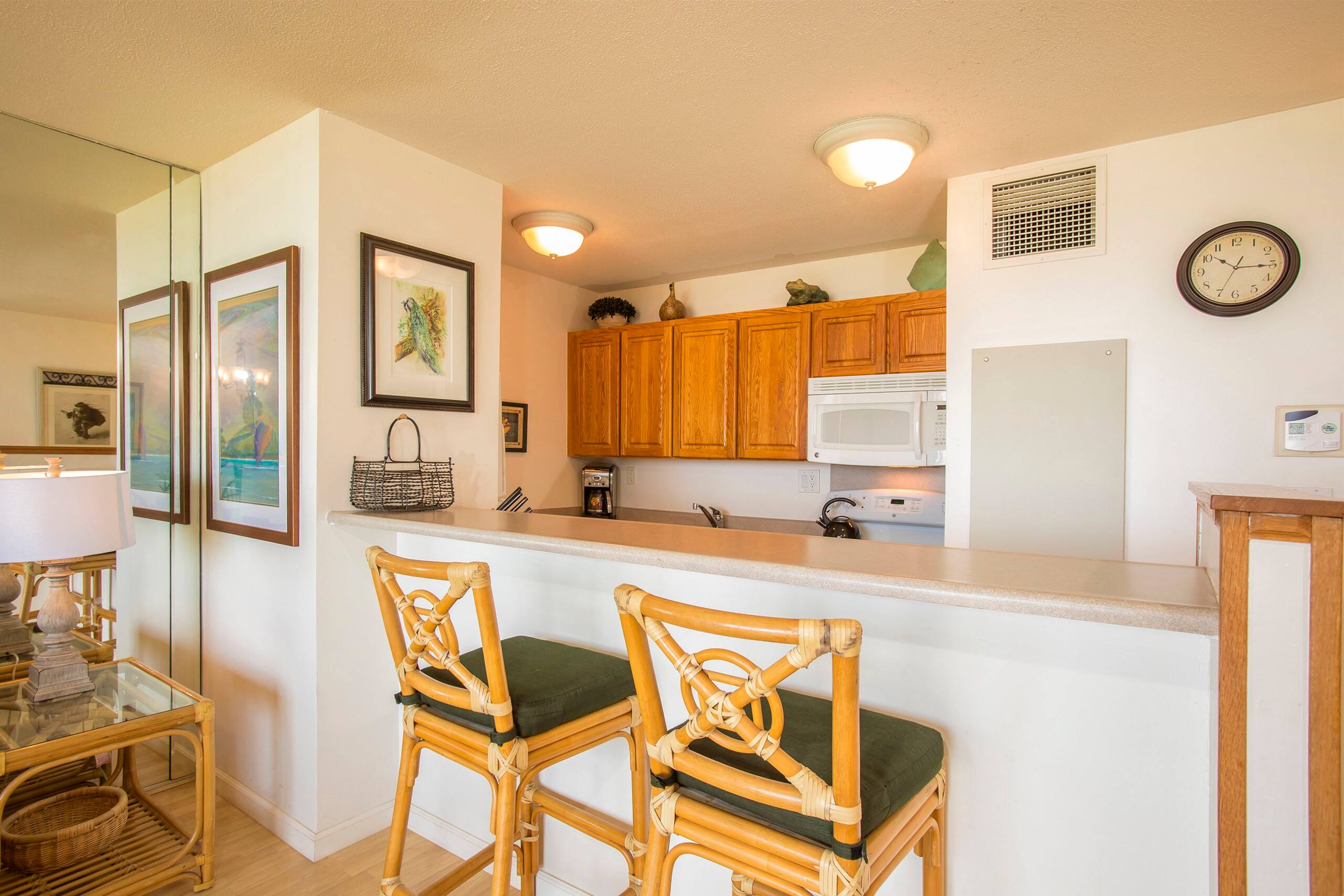 Condo in Kihei · ★4.6 · 1 bedroom · 2 beds · 1 bath - Image 9