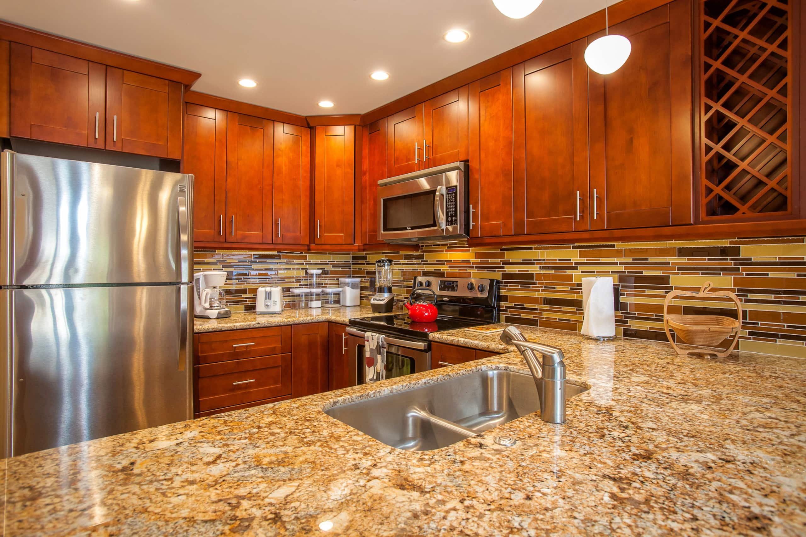 Condo in Kihei · ★4.82 · 2 bedrooms · 4 beds · 2 shared baths - Image 8