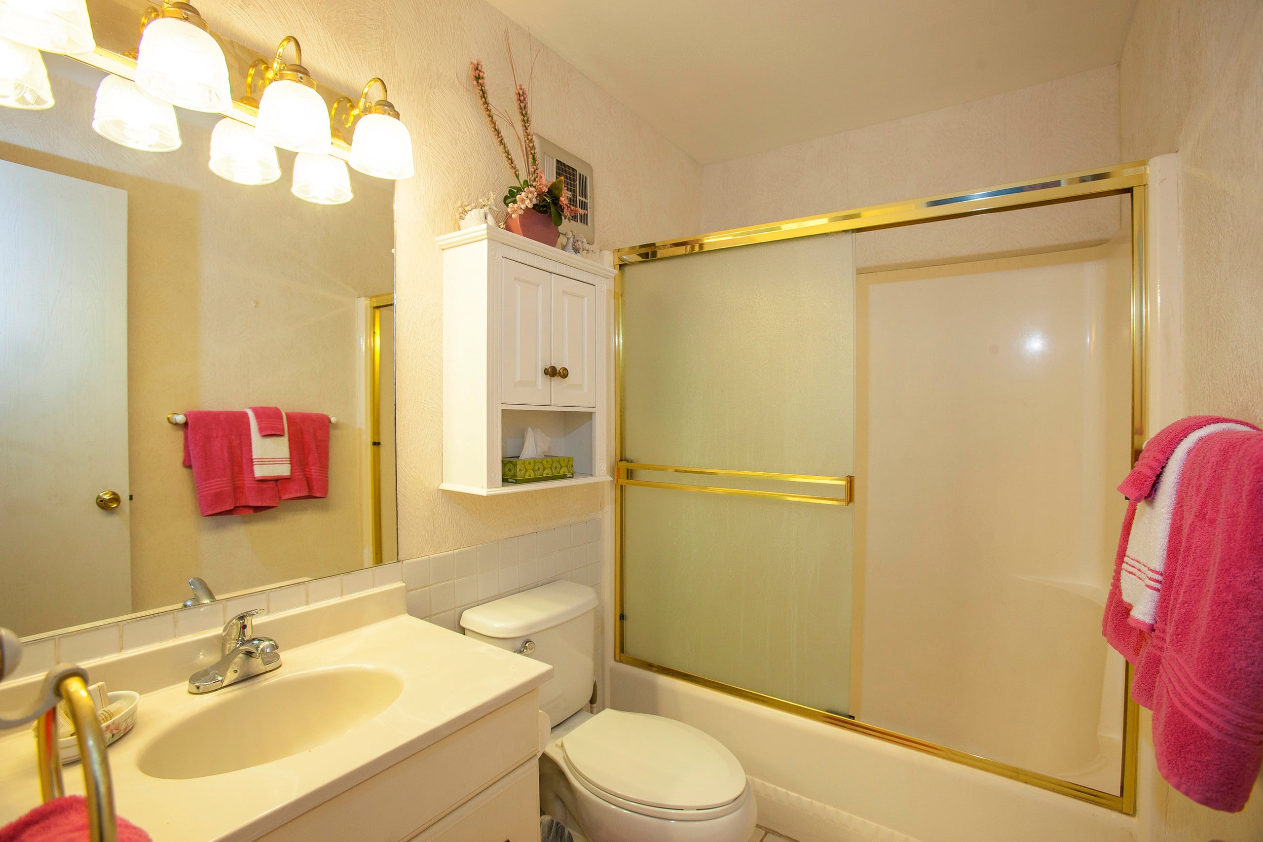 Condo in Kihei · ★4.6 · 1 bedroom · 2 beds · 1 shared bath - Image 10