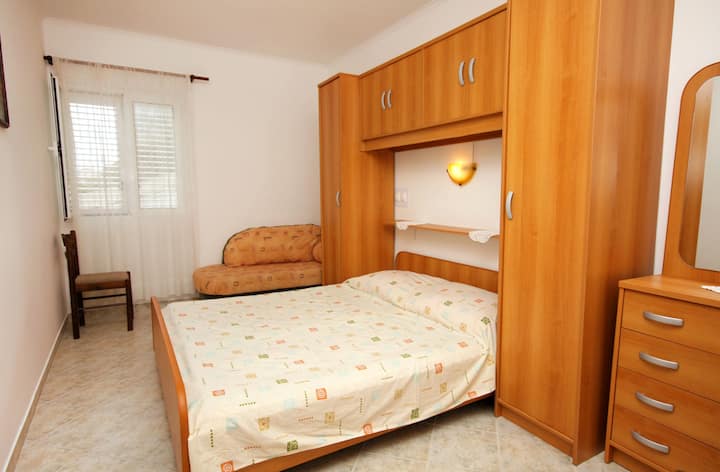 2. spavaća soba, površina: 12 m²