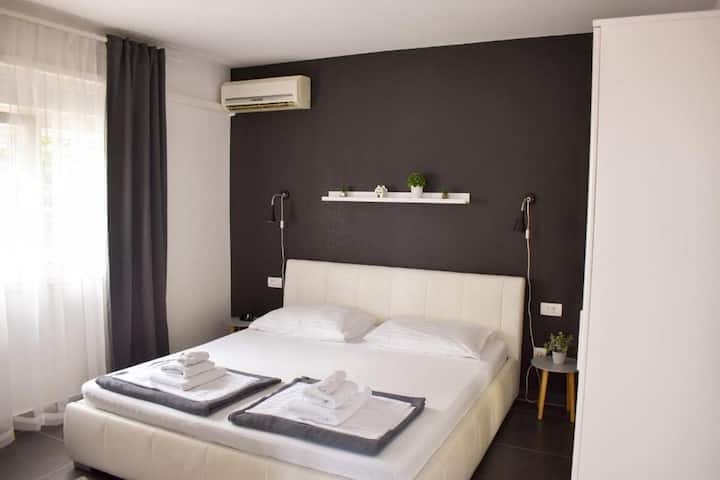 Chambre 2, Surface : 14 m²