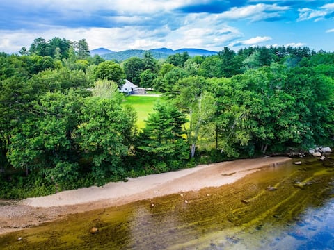 Saco River House | 10 Private Acres on The River