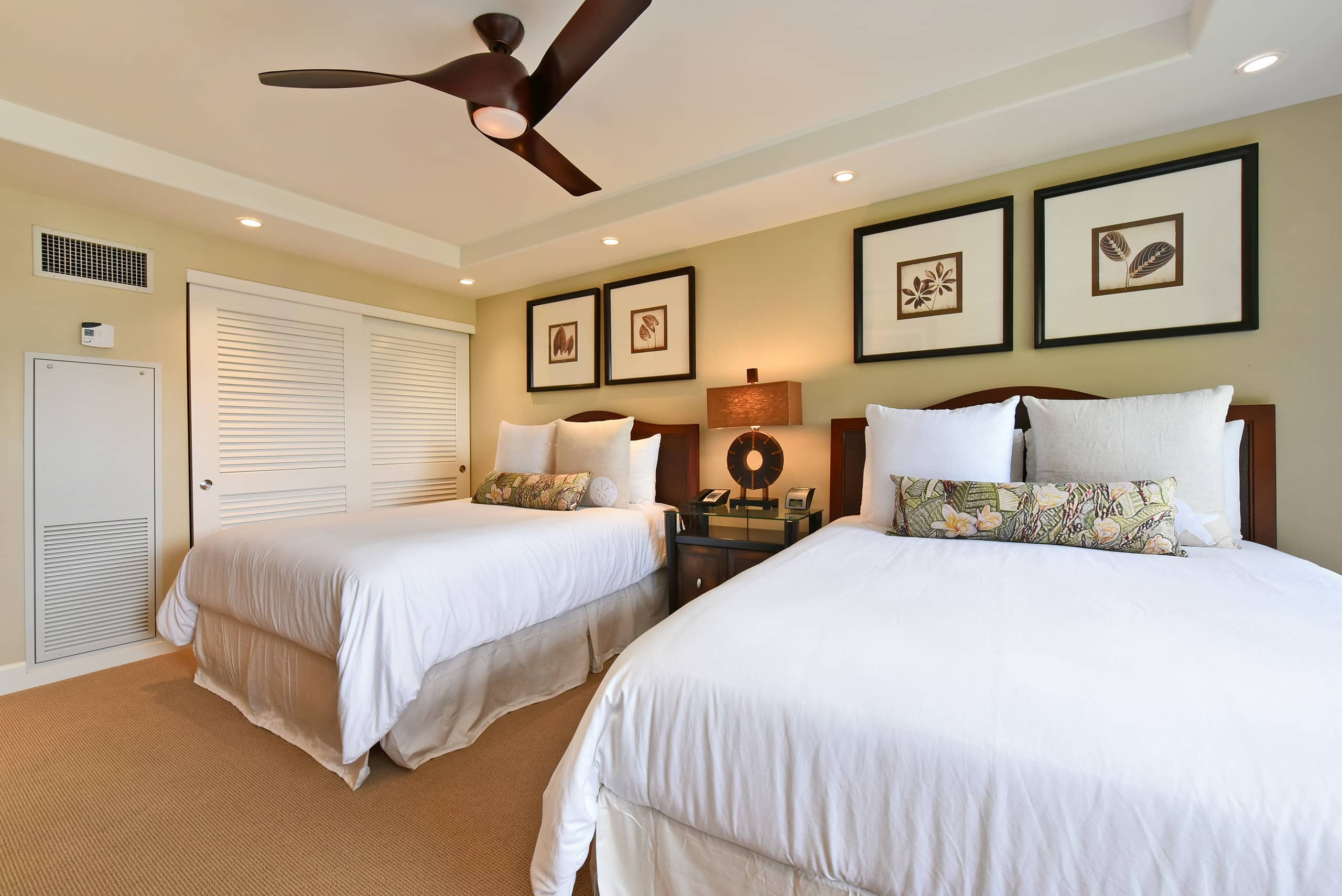 Condo in Lahaina · ★4.81 · 2 bedrooms · 4 beds · 2 baths - Image 20