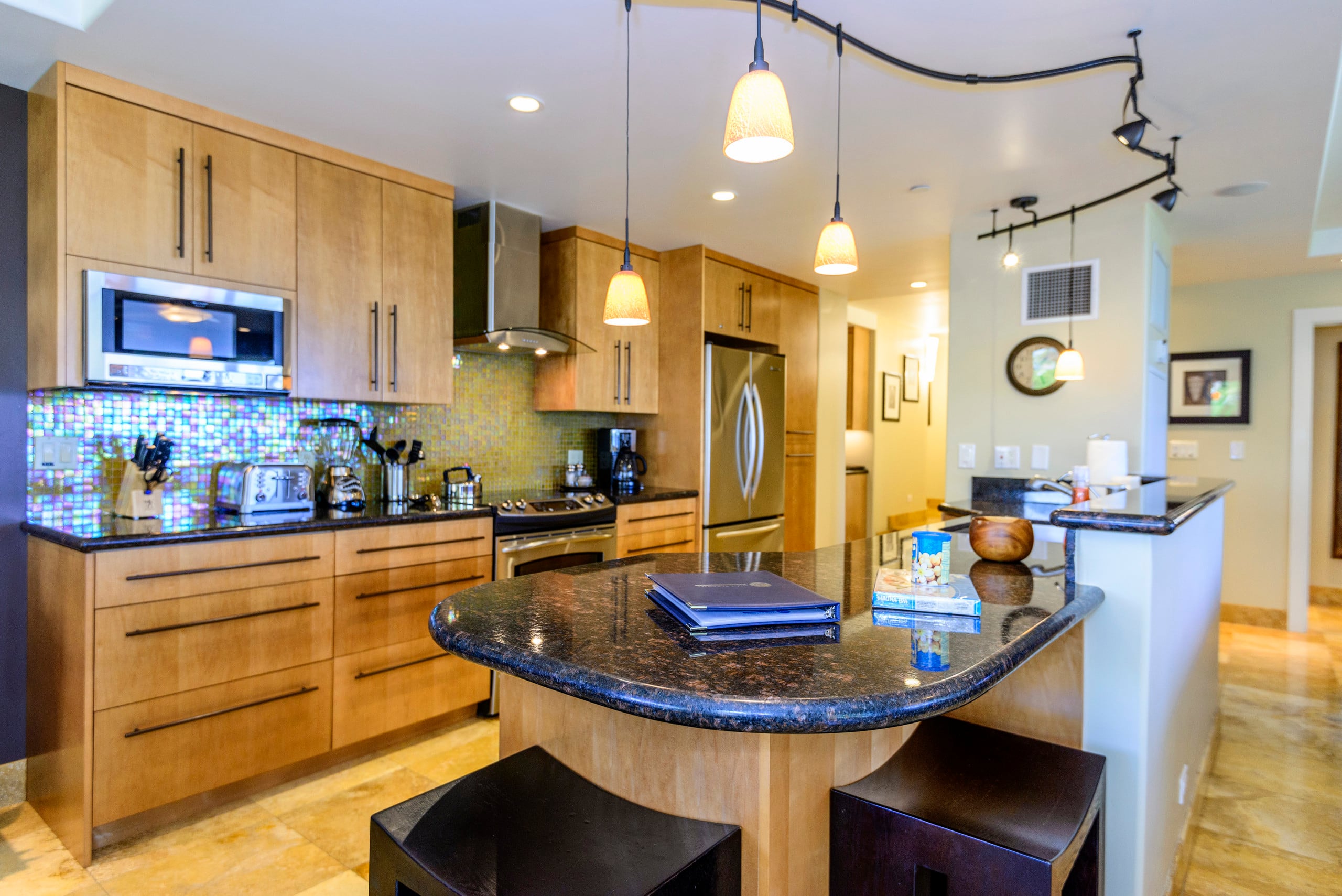 Condo in Lahaina · ★4.81 · 2 bedrooms · 4 beds · 2 baths - Image 12
