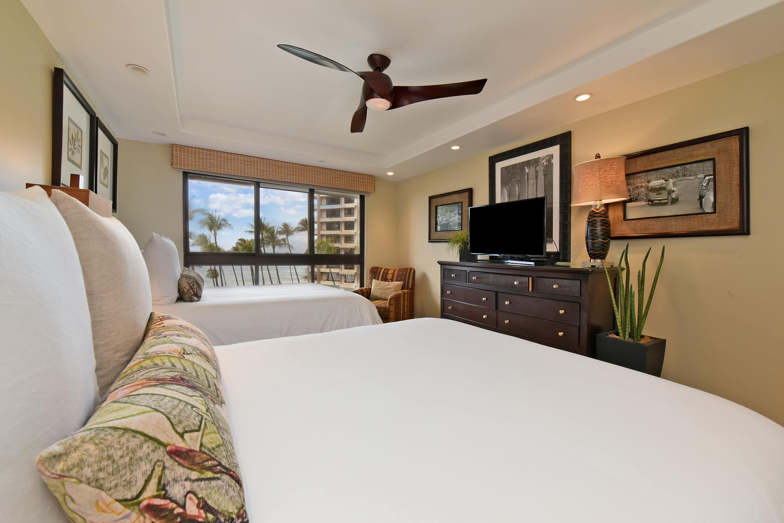 Condo in Lahaina · ★4.81 · 2 bedrooms · 4 beds · 2 baths - Image 22