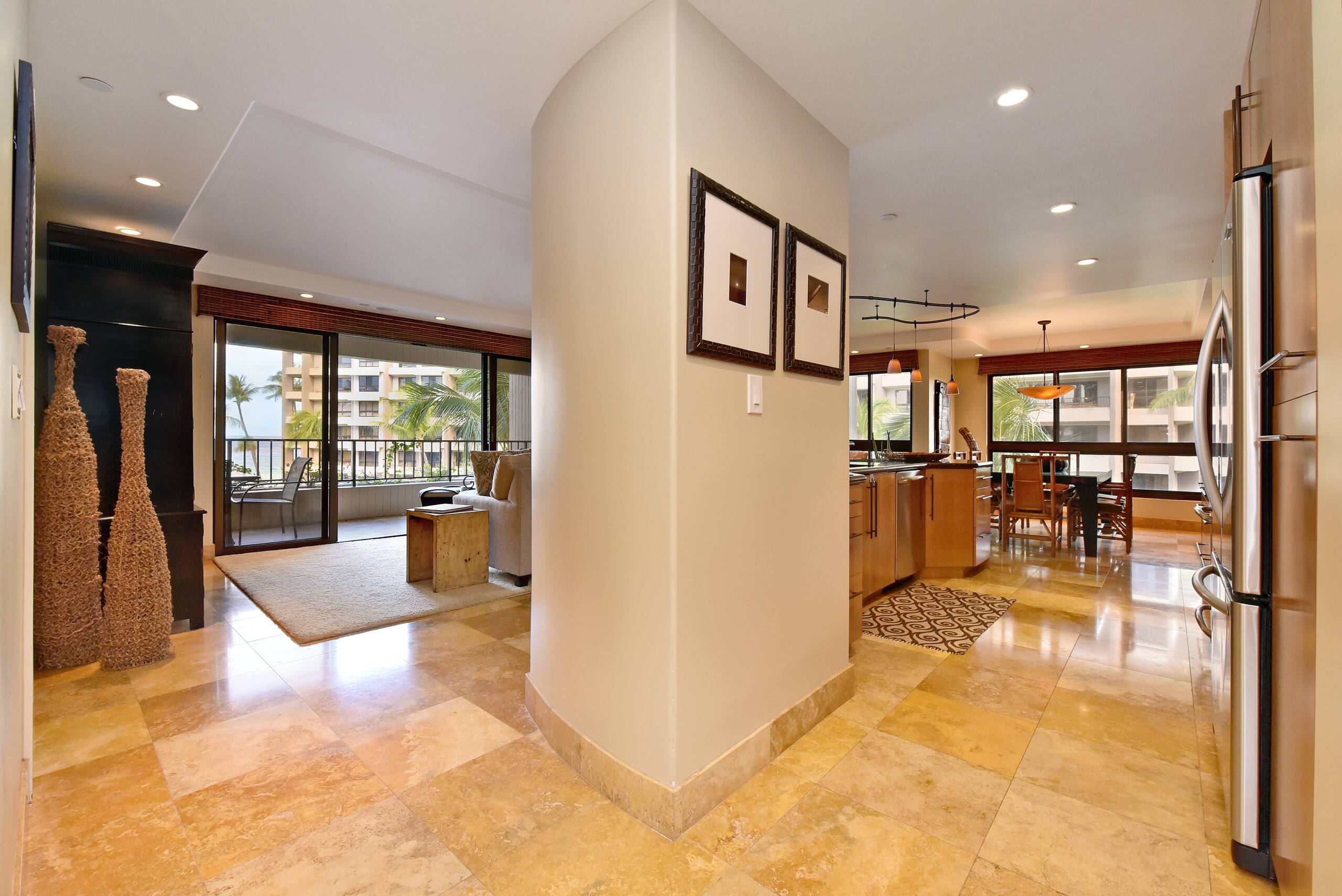 Condo in Lahaina · ★4.81 · 2 bedrooms · 4 beds · 2 baths - Image 8