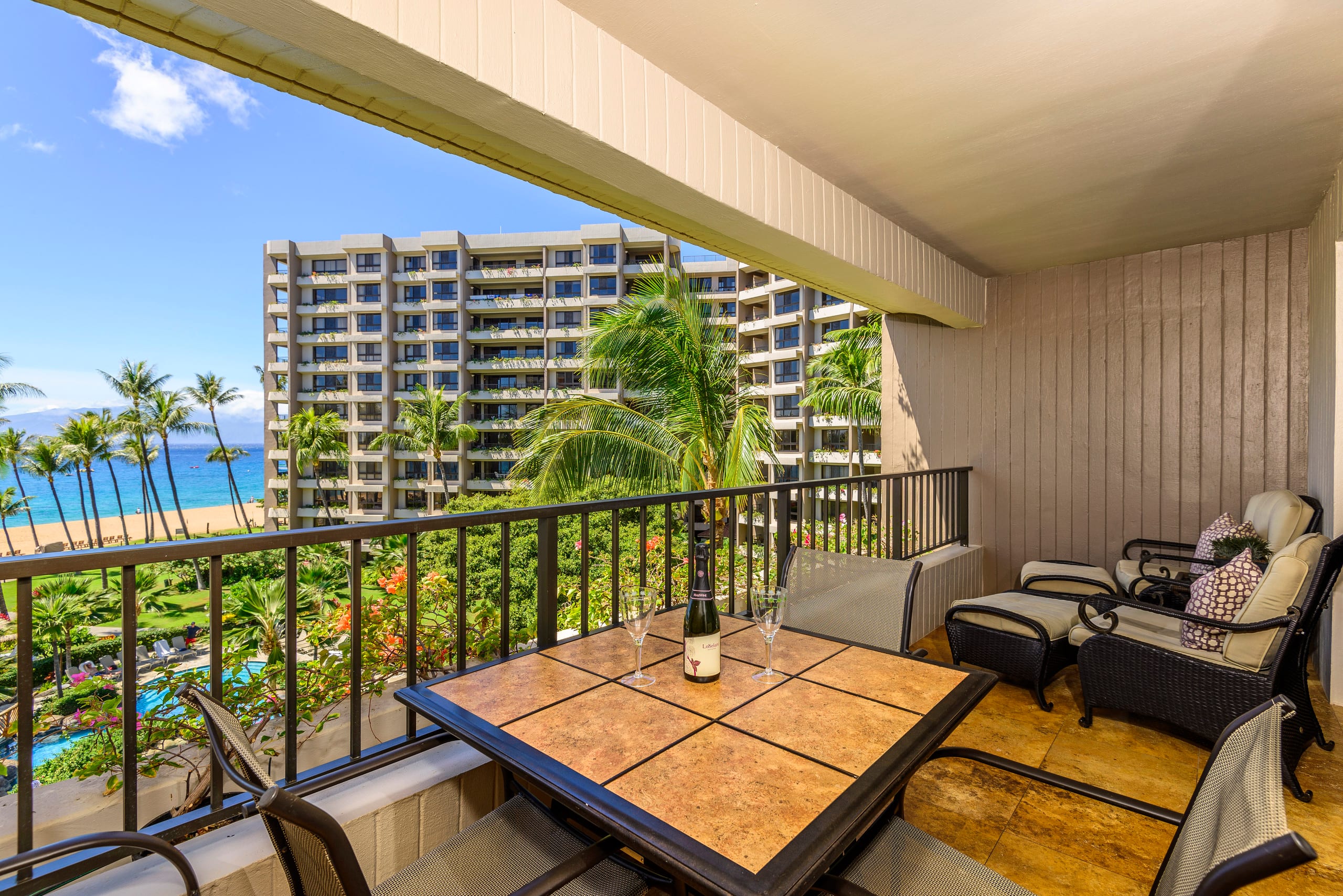 Condo in Lahaina · ★4.81 · 2 bedrooms · 4 beds · 2 baths - Image 41
