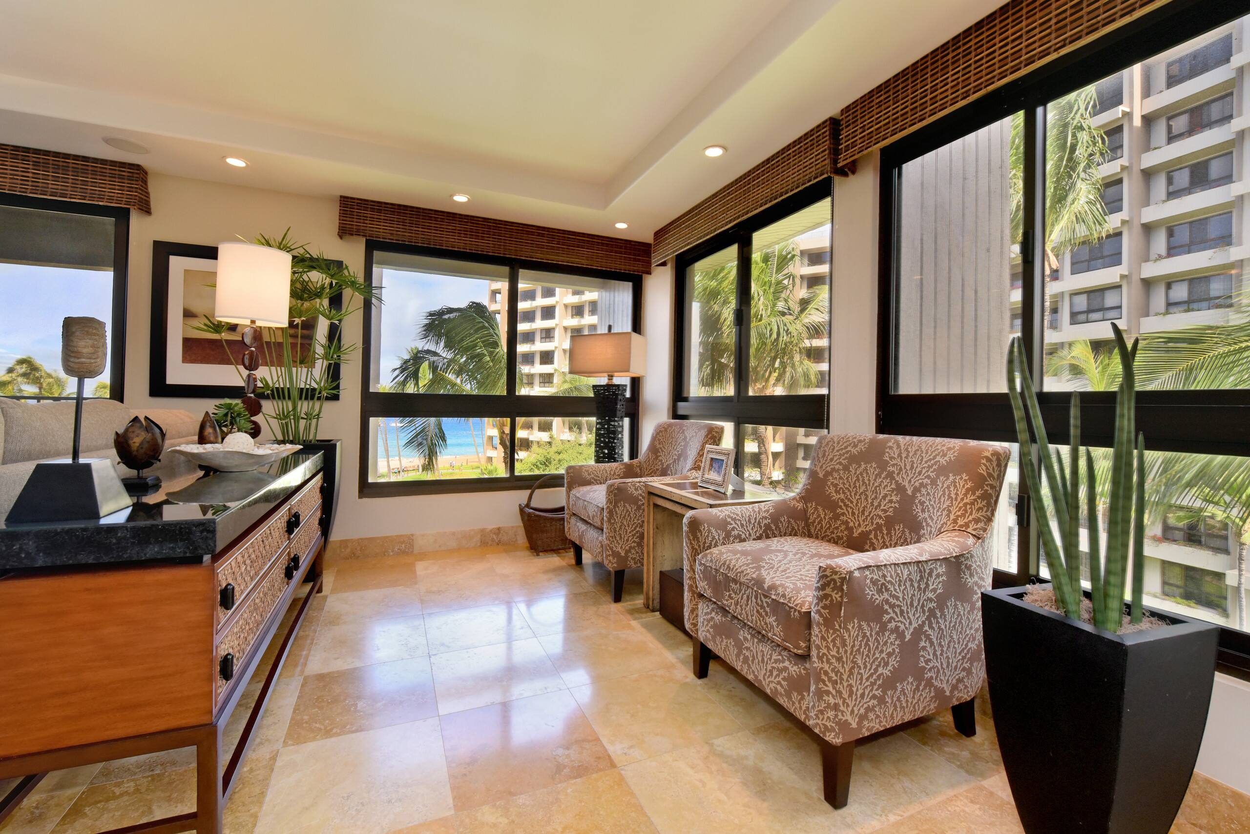 Condo in Lahaina · ★4.81 · 2 bedrooms · 4 beds · 2 baths - Image 6