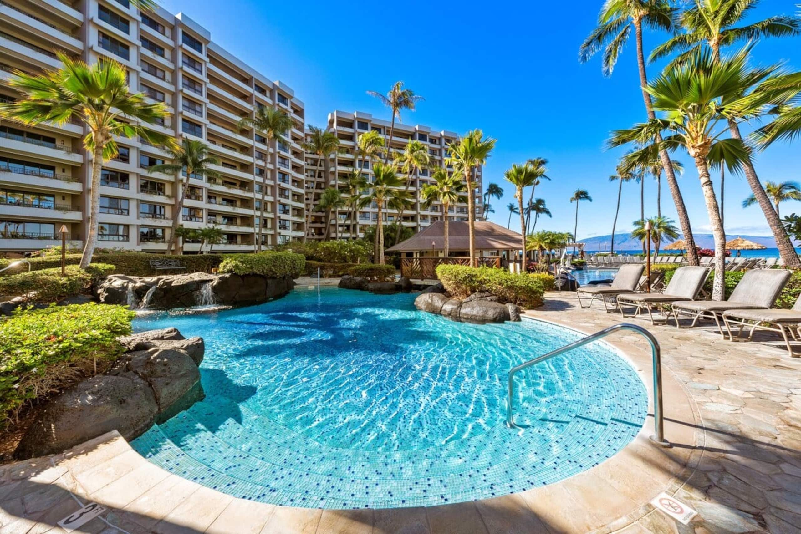 Condo in Lahaina · ★4.81 · 2 bedrooms · 4 beds · 2 baths - Image 47