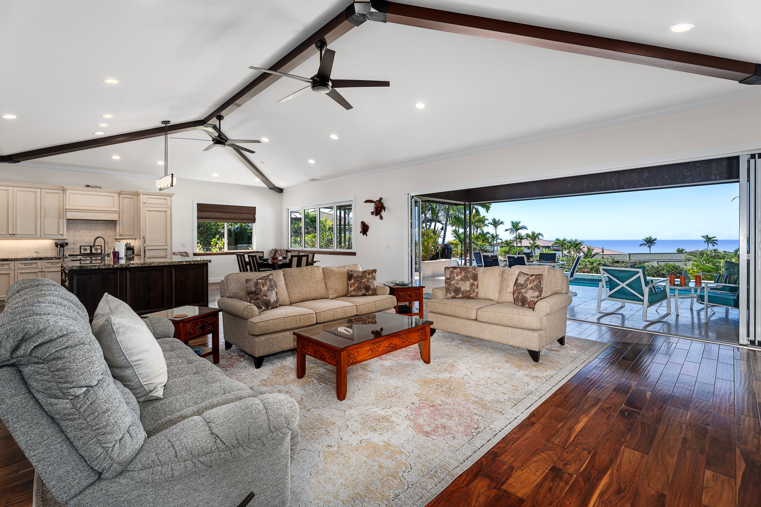 Home in Kailua-Kona · ★4.93 · 3 bedrooms · 7 beds · 3.5 baths - Image 6