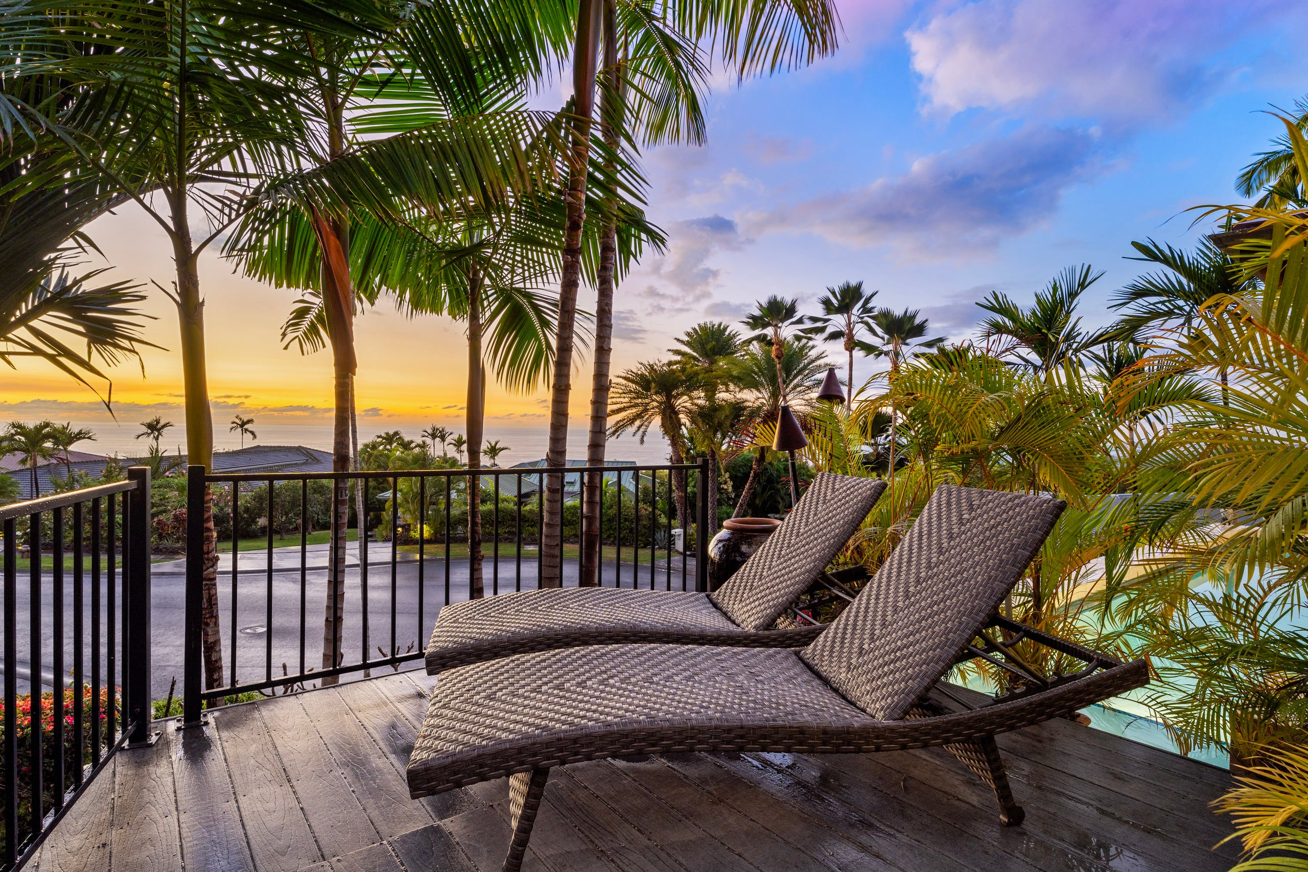 Home in Kailua-Kona · ★4.93 · 3 bedrooms · 7 beds · 3.5 baths - Image 44