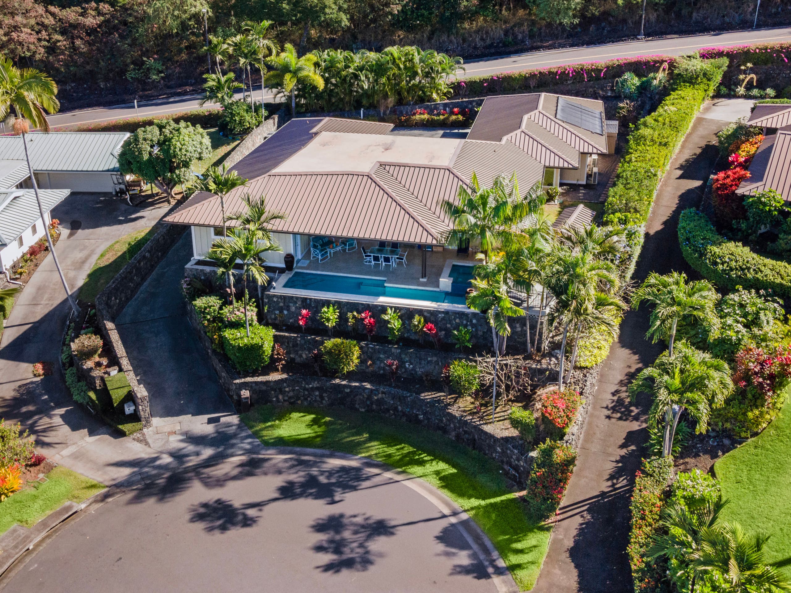 Home in Kailua-Kona · ★4.93 · 3 bedrooms · 7 beds · 3.5 baths - Image 43