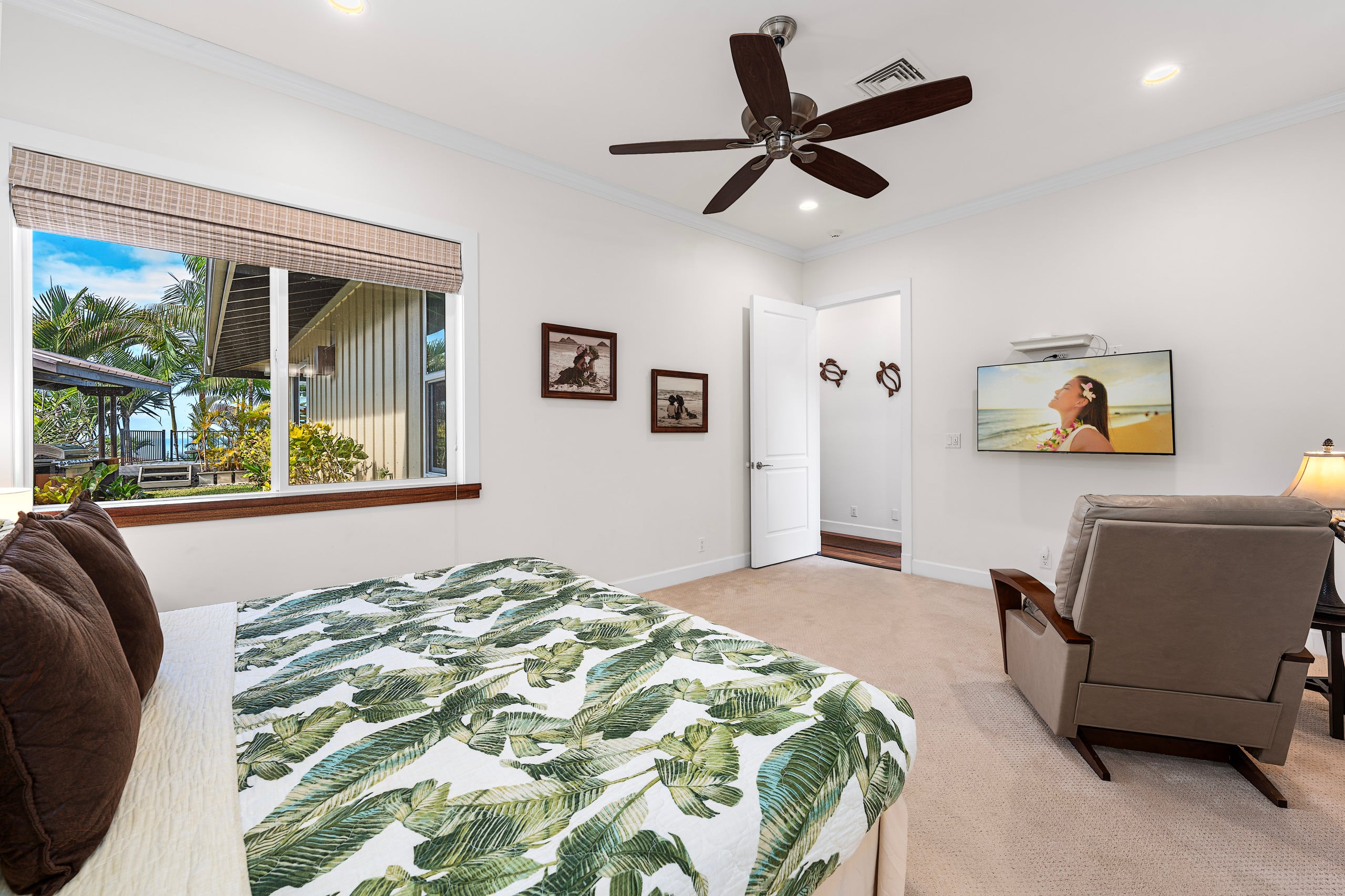 Home in Kailua-Kona · ★4.93 · 3 bedrooms · 7 beds · 3.5 baths - Image 23