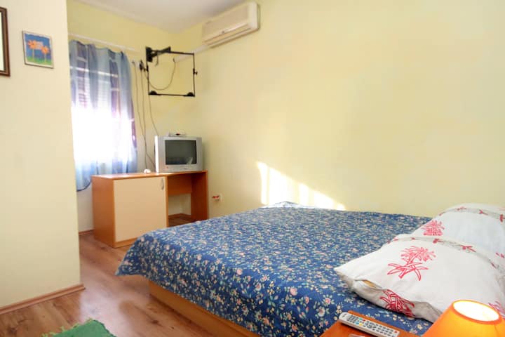 חדר שינה 2, שטח: 12 מ"ר