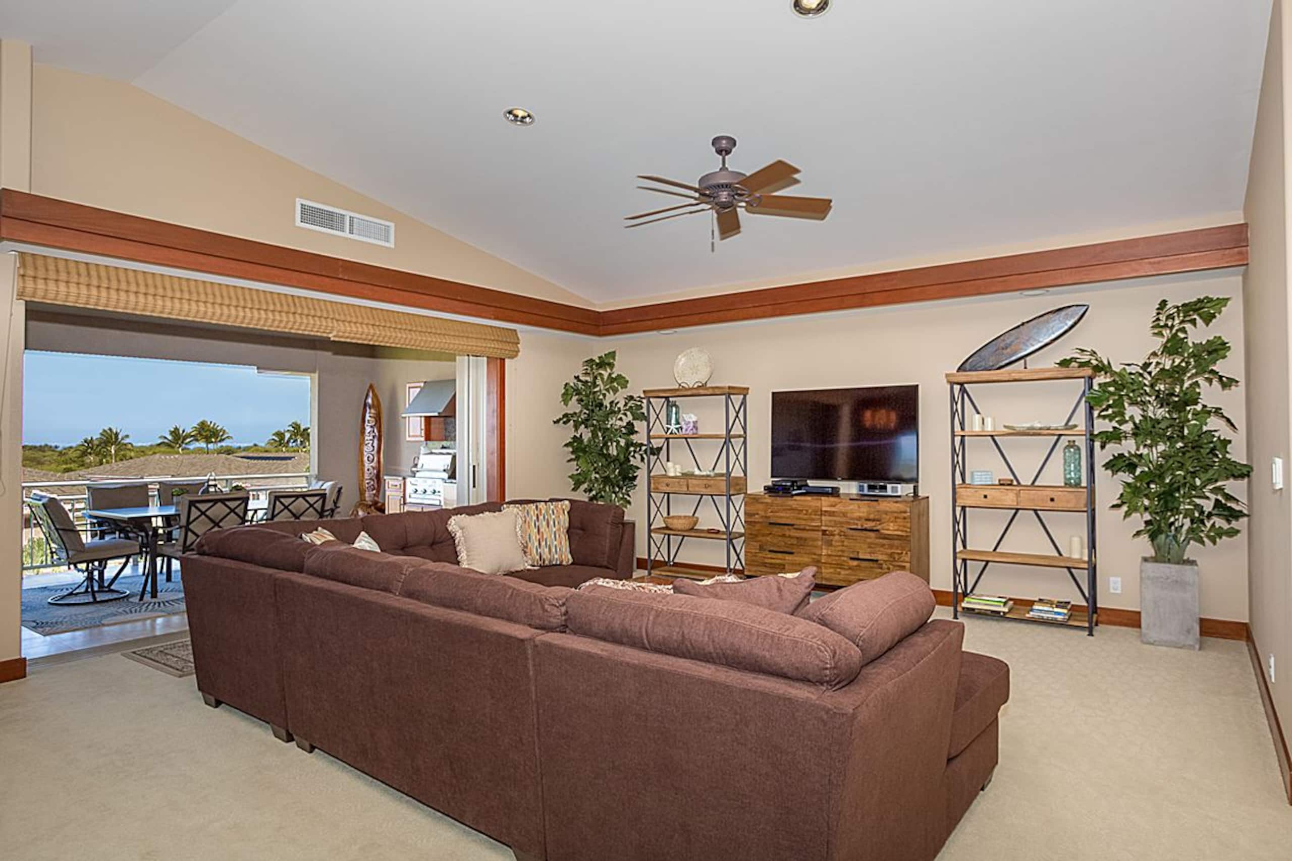 Condo in Waimea · ★4.92 · 3 bedrooms · 4 beds · 3.5 shared baths - Image 4