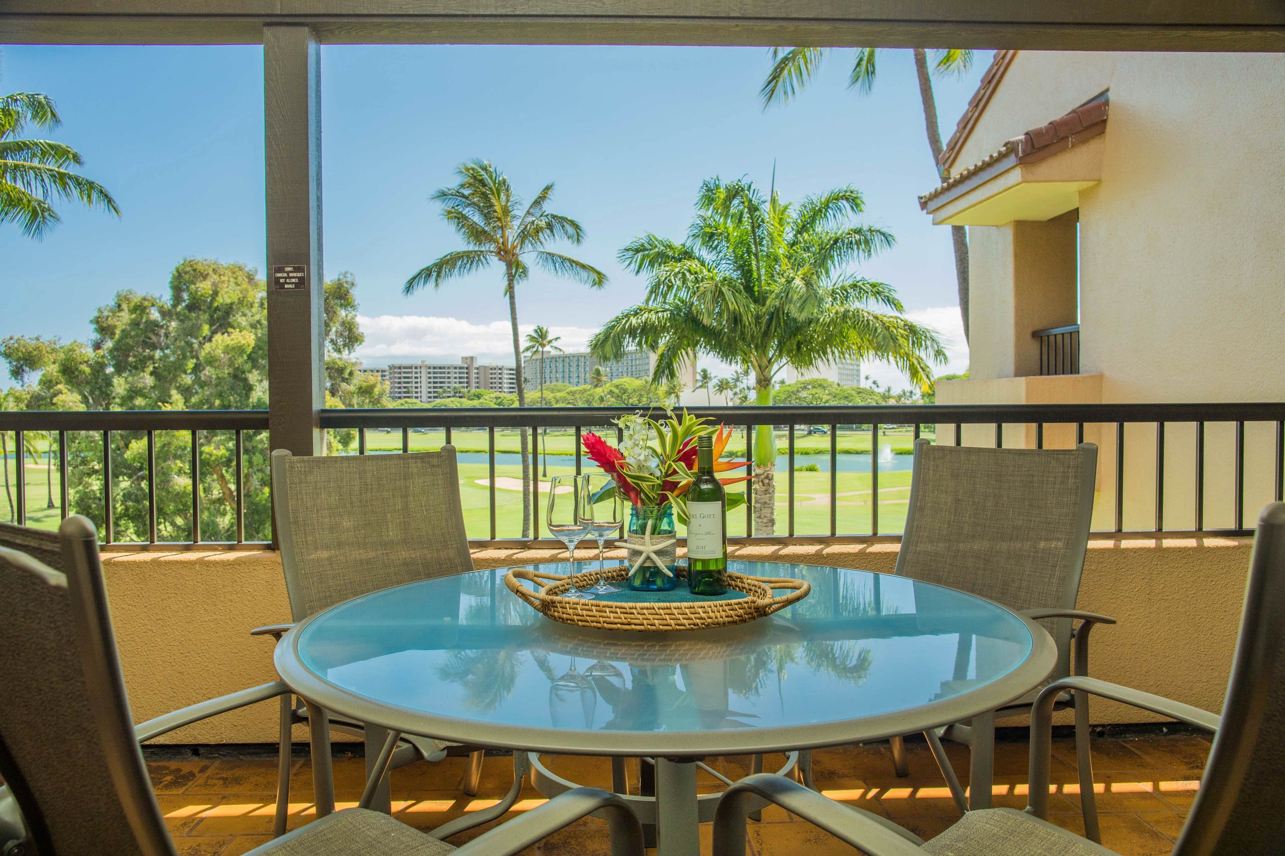 Condo in Lahaina · ★4.79 · 2 bedrooms · 4 beds · 2 baths - Image 1
