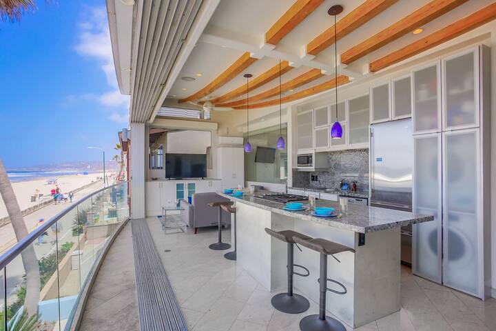 Rooftop Beach Views – Liquid Blue 2 gallery image 2