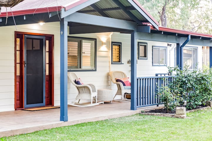 Bay Cottage Seaside Serenity Close To Town - Western Australia
