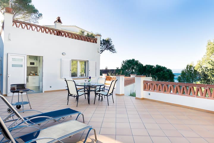 casa almadrava – house in privileged location on t