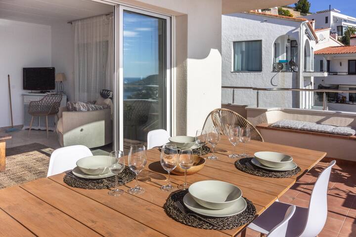 joan margarit 2-b -exceptional view of the mediter gallery image 2