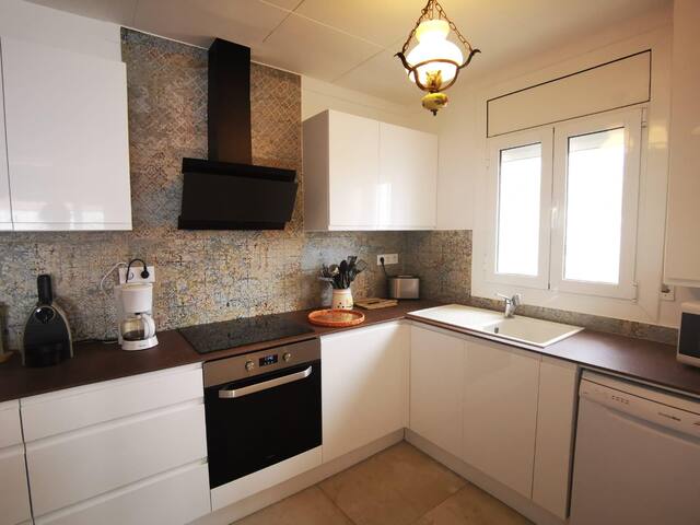 joan margarit 2-b -exceptional view of the mediter gallery image 5