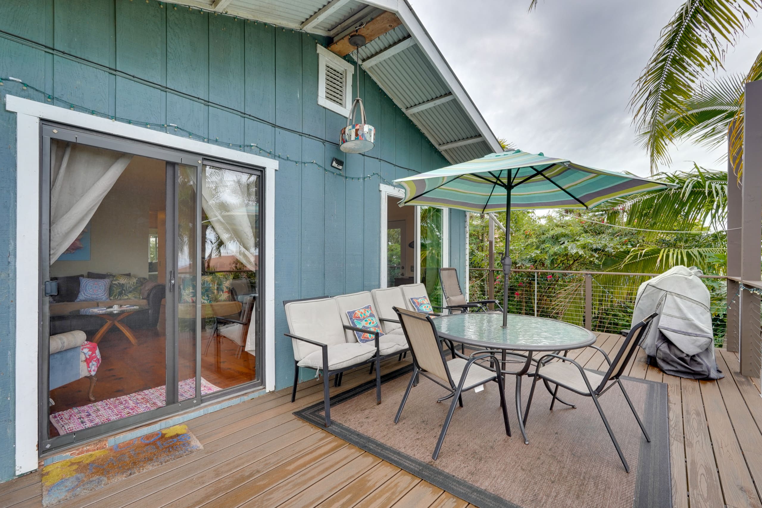 Home in Kailua-Kona · ★4.33 · 2 bedrooms · 3 beds · 1 shared bath - Image 22