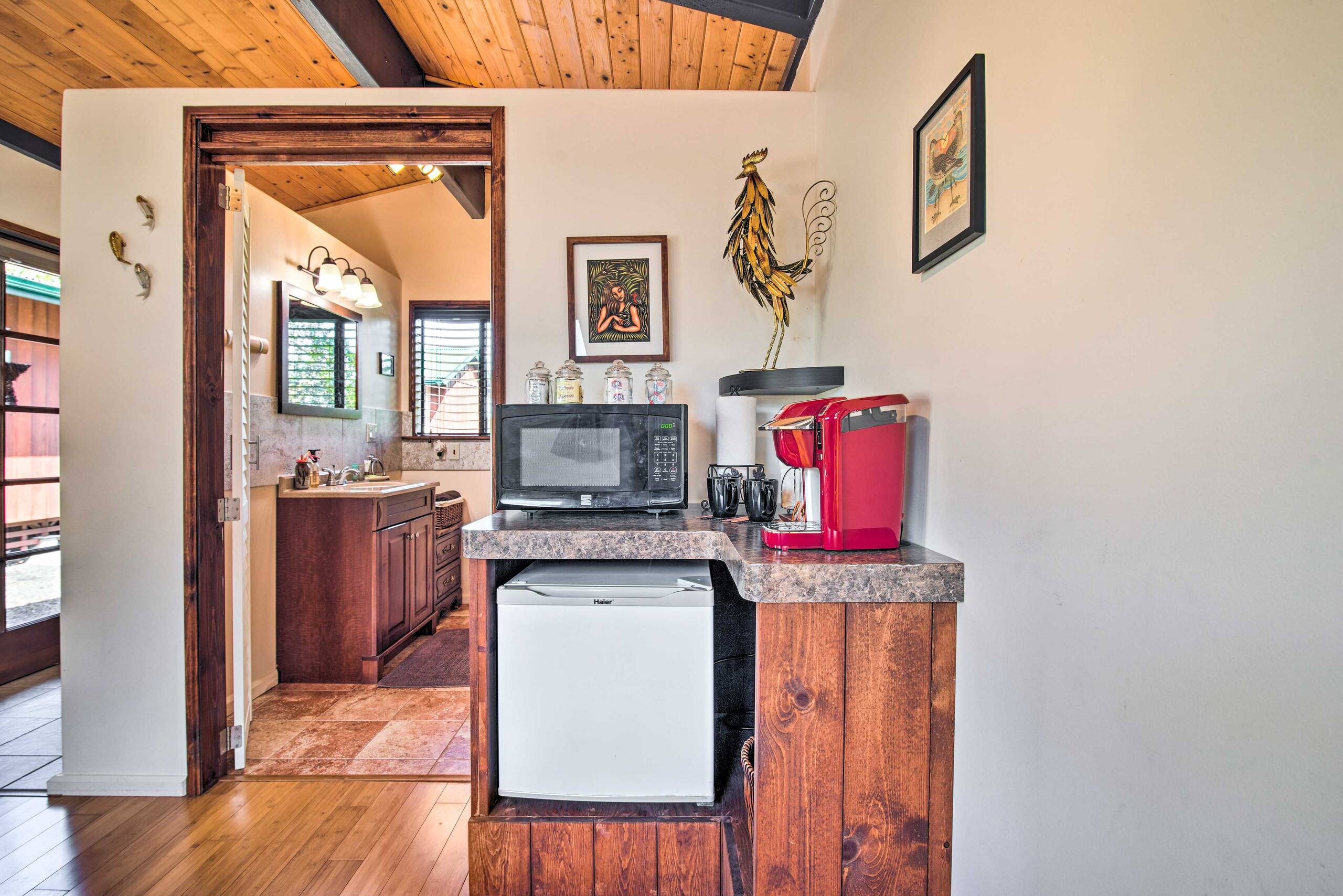 Cozy Volcano Studio w/ Phenomenal Rainforest Views - Photo 9