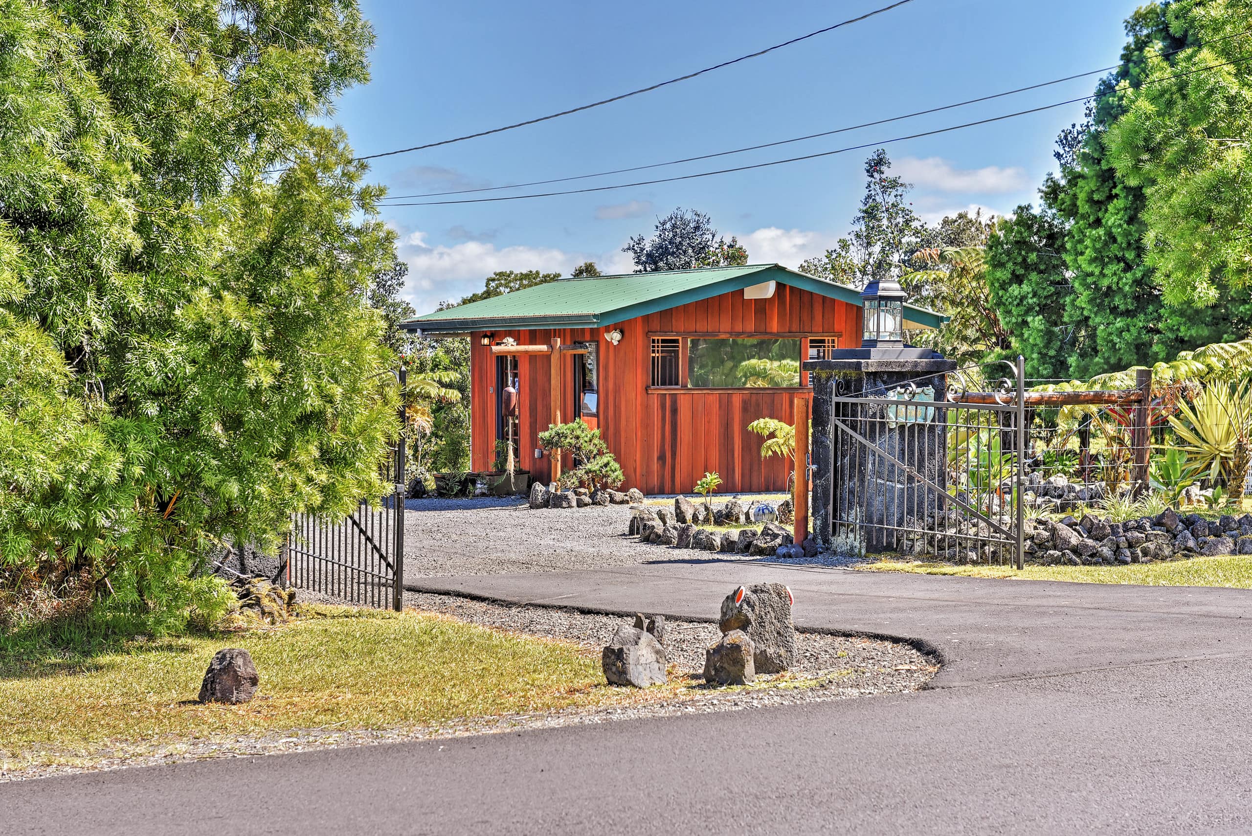 Cozy Volcano Studio w/ Phenomenal Rainforest Views - Photo 26