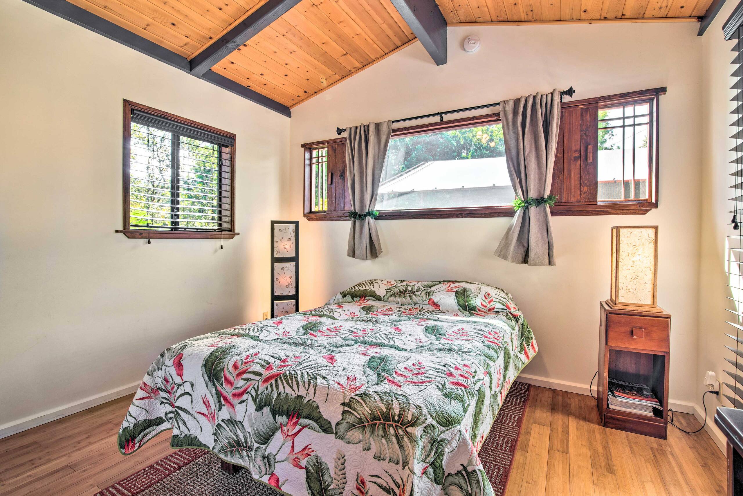 Cozy Volcano Studio w/ Phenomenal Rainforest Views - Photo 6