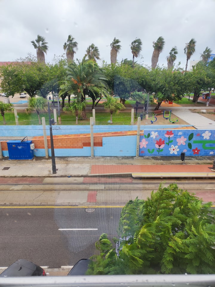 Close To The Sea, Large (170 M2) Apartment + Bikes - Valence en Espagne