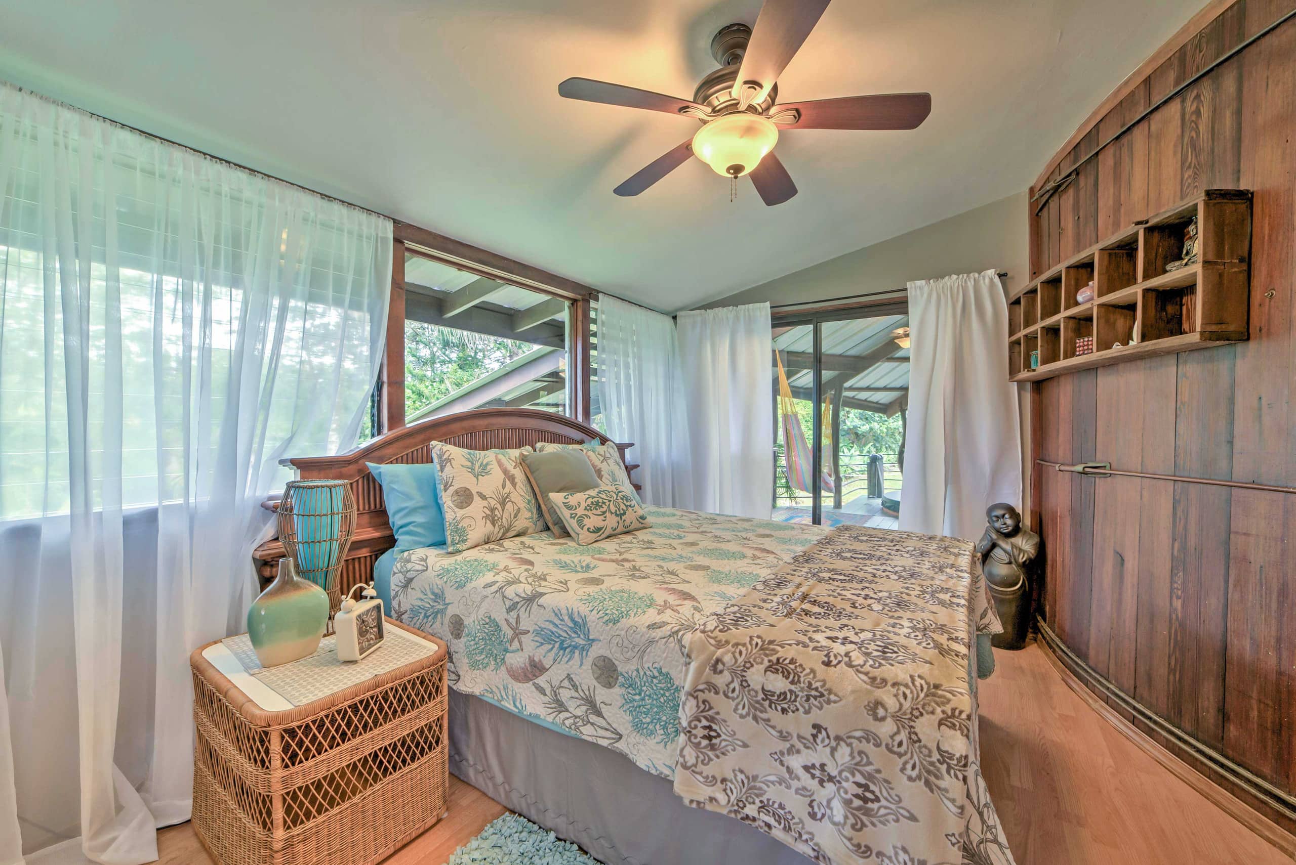 Home in Keaau · ★4.62 · 2 bedrooms · 2 beds · 2 shared baths - Image 16