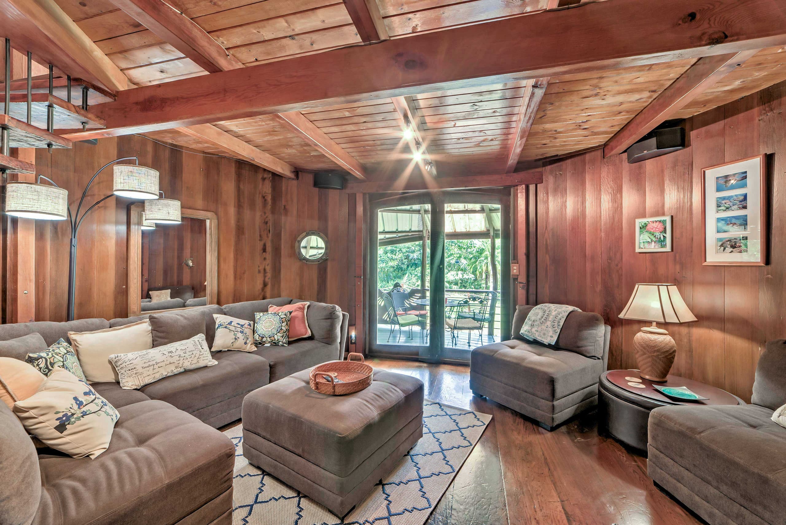 Home in Keaau · ★4.62 · 2 bedrooms · 2 beds · 2 shared baths - Image 5