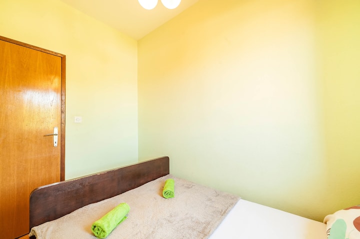 Dhoma e gjumit 4, Sipërfaqja: 6 m²