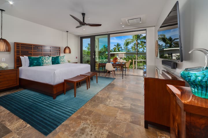 Steps from the Beach! Ocean View Andaz Luxury