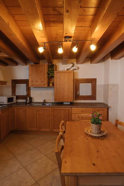 Albergo Diffuso - Casa Blas, Cyclamen